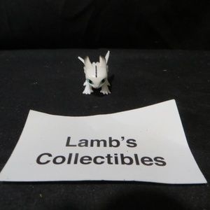 How to train your dragon 3 POUNCER Nightlight Black White Green Eyes Mystery